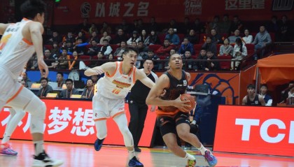 九游体育-高速男篮113：104复仇江苏，新外援约翰逊得到8分